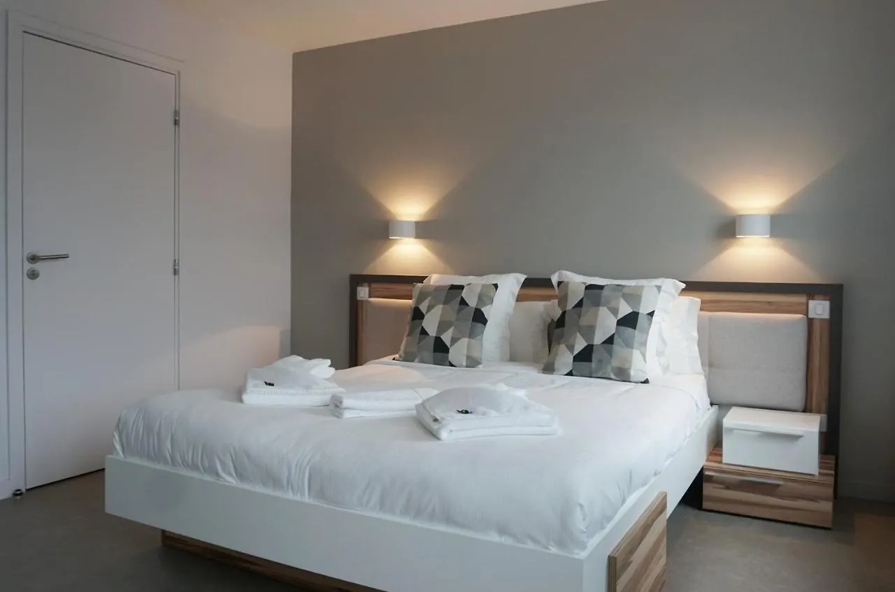 Logis Hotel Le Confluent Pontaumur 3*,