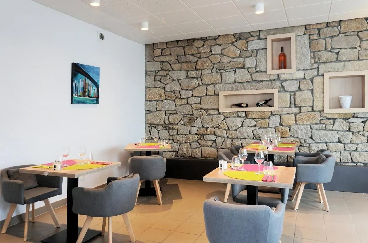 Logis Hotel Le Confluent Pontaumur
