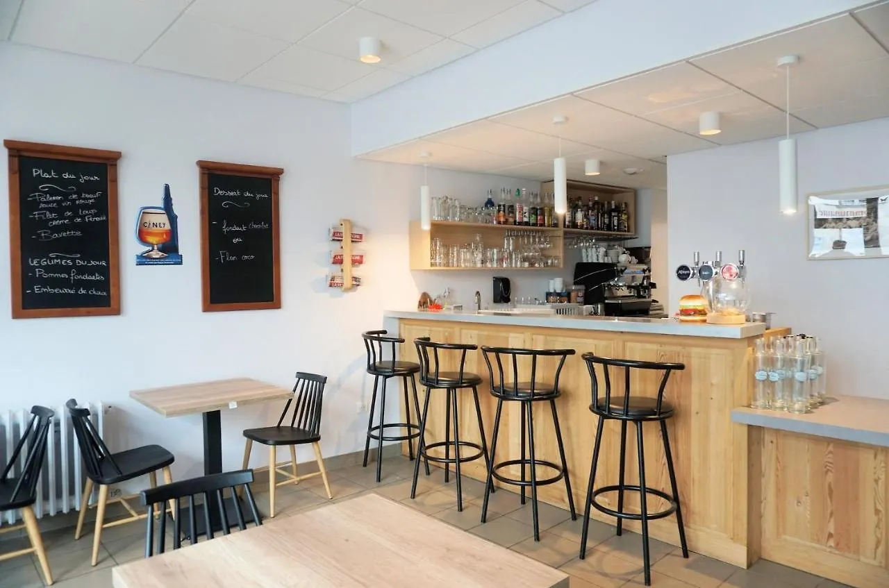 Logis Hotel Le Confluent Pontaumur